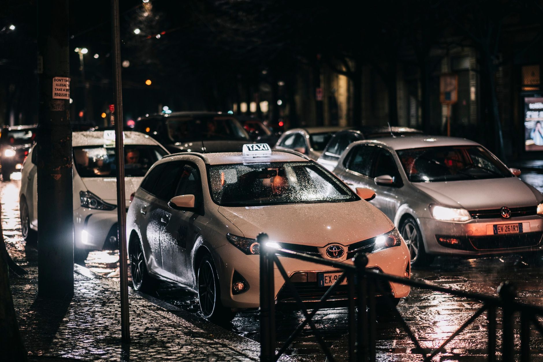 Taxi in Berlin bestellen: Zentrale, App oder Straße