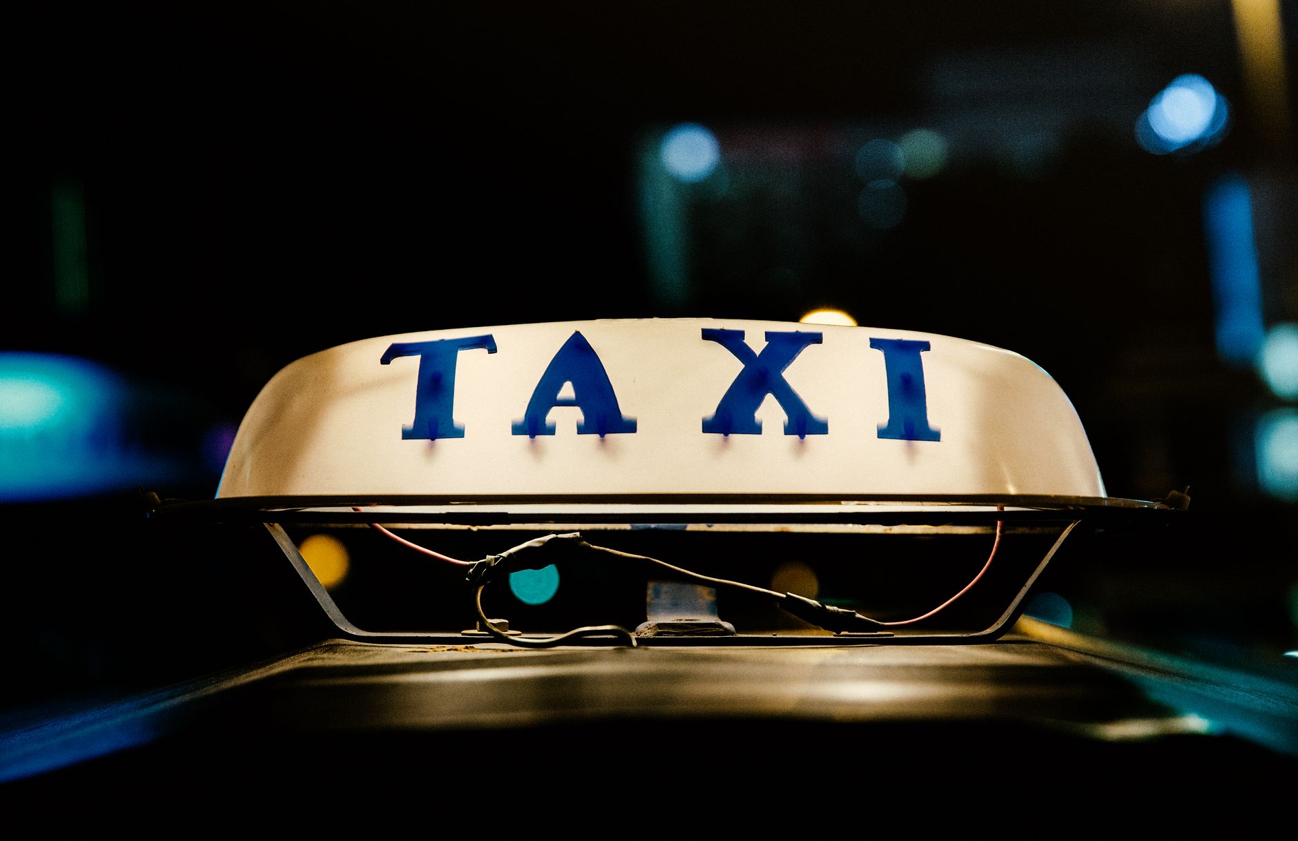 Taxi Kassel: Der einfachste Tarif Deutschlands — und der teuerste Flughafenweg
